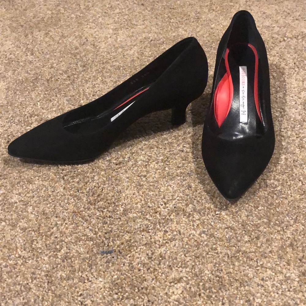 TouJours by Pas de Rouge: Black 1” Heels